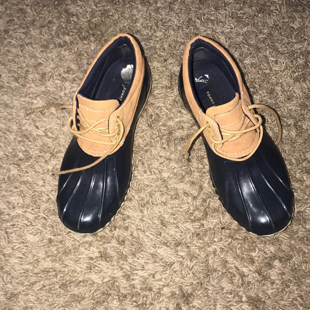 Tommy Hilfiger duck boots
